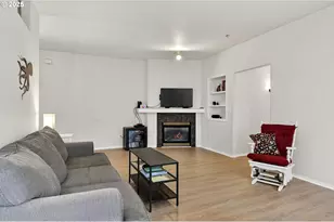 13210 SE 7th St, Vancouver, WA 98683 - Photo 10