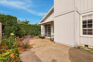 1988 Nut Tree Dr, Salem, OR 97304 - Photo 34