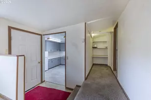 220 SW 29th St, Newport, OR 97365 - Photo 8