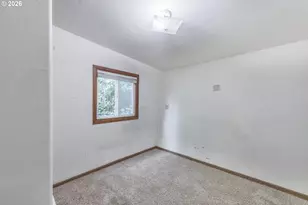 220 SW 29th St, Newport, OR 97365 - Photo 18