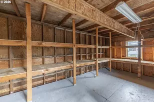 220 SW 29th St, Newport, OR 97365 - Photo 28