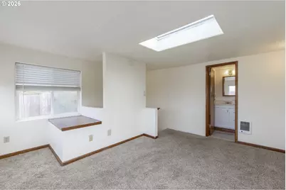 220 SW 29th St, Newport, OR 97365 - Photo 14