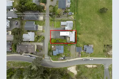 220 SW 29th St, Newport, OR 97365 - Photo 4