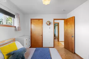 837 NE Roselawn St, Portland, OR 97211 - Photo 14