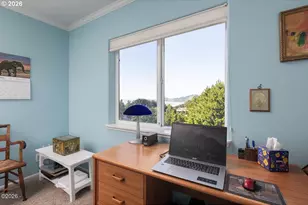 1720 NW Pacific St, Newport, OR 97365 - Photo 38