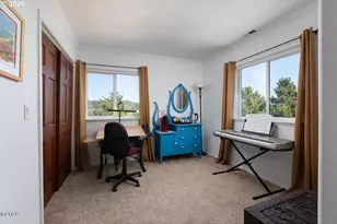 1720 NW Pacific St, Newport, OR 97365 - Photo 36