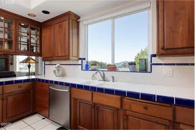 1720 NW Pacific St, Newport, OR 97365 - Photo 16