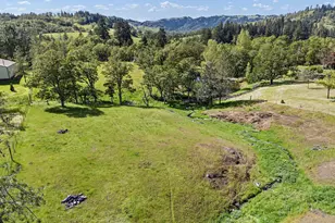 6771 N Bank Rd, Roseburg, OR 97470 - Photo 6