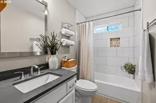 10811 SW 64th Ave, Portland, OR 97219 - Photo 28