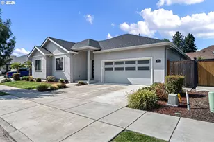 871 Salmonberry St, Springfield, OR 97477 - Photo 4