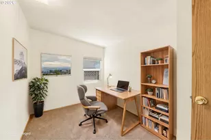 2025 Devos St, Eugene, OR 97402 - Photo 18