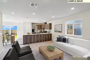 5716 Bainbridge Rd, Eugene, OR 97402 - Photo 4