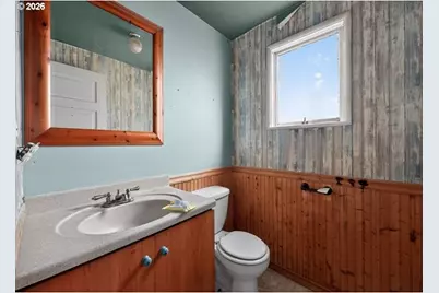 1015 Maple St, Hoquiam, WA 98550 - Photo 18