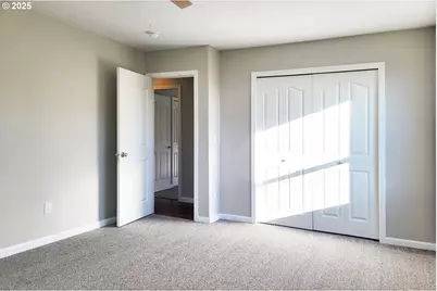 300 SW Mt Mazama St, McMinnville, OR 97128 - Photo 30