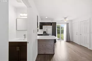 17156 NE Flanders Way, Portland, OR 97230 - Photo 18