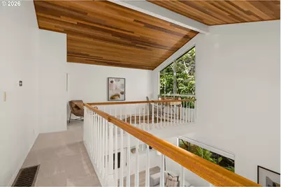 1810 SW Parkwood Dr, Portland, OR 97225 - Photo 22