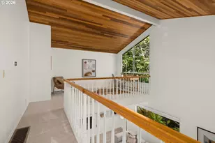 1810 SW Parkwood Dr, Portland, OR 97225 - Photo 22