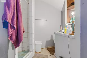 1949 SE Orient Dr, Gresham, OR 97080 - Photo 18