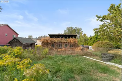 1949 SE Orient Dr, Gresham, OR 97080 - Photo 22