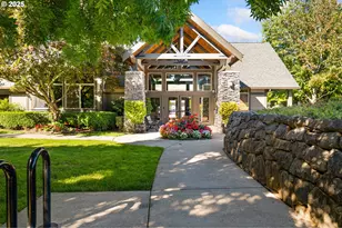 622 NE Garswood Ln, Hillsboro, OR 97006 - Photo 14