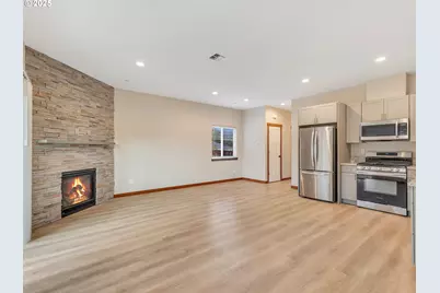 1590 SE Honeysuckle Loop, Warrenton, OR 97146 - Photo 14