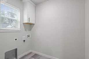 1030 S College St, Newberg, OR 97132 - Photo 12
