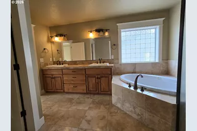 10613 NE 39th Ave, Vancouver, WA 98686 - Photo 32