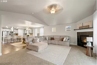 1437 E Hurlburt Ave, Hermiston, OR 97838 - Photo 8