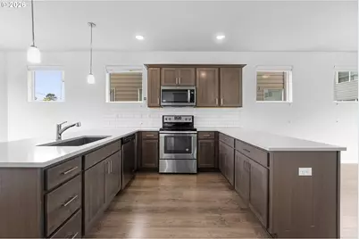 16653 SW Blanton St, Beaverton, OR 97078 - Photo 4