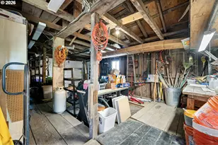 112 E 2nd St, Halsey, OR 97348 - Photo 38