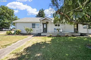 112 E 2nd St, Halsey, OR 97348 - Photo 2