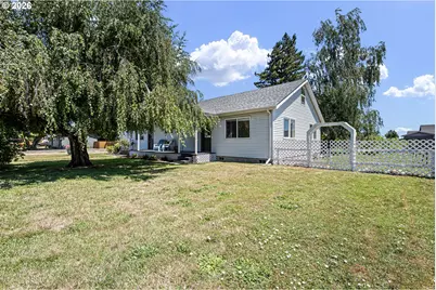 112 E 2nd St, Halsey, OR 97348 - Photo 4
