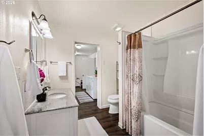 112 E 2nd St, Halsey, OR 97348 - Photo 18