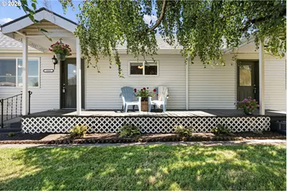 112 E 2nd St, Halsey, OR 97348 - Photo 6