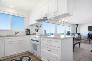 7115 Neptune Ave, Gleneden Beach, OR 97388 - Photo 20