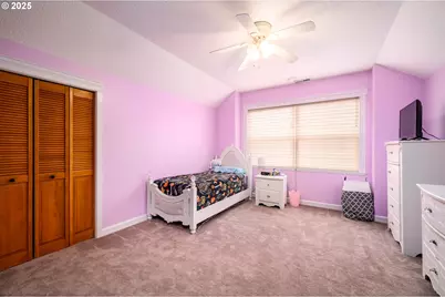 2351 NW Pinehurst Dr, McMinnville, OR 97128 - Photo 20