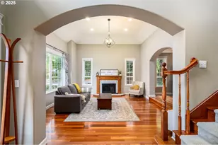 2351 NW Pinehurst Dr, McMinnville, OR 97128 - Photo 6