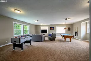 2351 NW Pinehurst Dr, McMinnville, OR 97128 - Photo 38