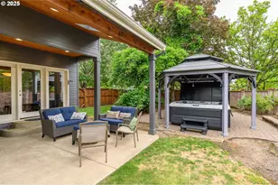 2351 NW Pinehurst Dr, McMinnville, OR 97128 - Photo 36