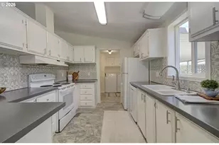 5101 NE 121st Ave, Vancouver, WA 98682 - Photo 10