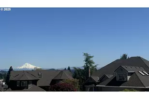 11782 SE Mountain Sun Dr, Clackamas, OR 97015 - Photo 2