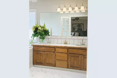 11782 SE Mountain Sun Dr, Clackamas, OR 97015 - Photo 32