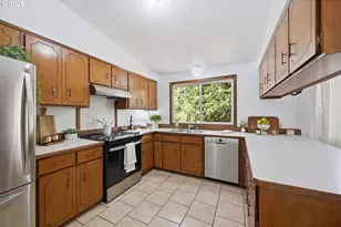 6720 Camellia Ct, Springfield, OR 97478 - Photo 14