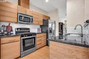 794 NW 118th Ave, Portland, OR 97229 - Photo 16