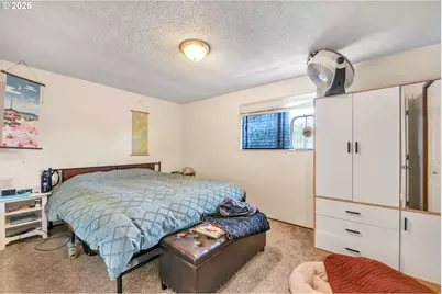 1390 R St, Springfield, OR 97477 - Photo 10