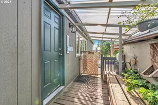 5885 NE Jacobson St, Hillsboro, OR 97124 - Photo 4