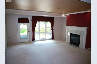 15530 NE Knott St, Portland, OR 97230 - Photo 4