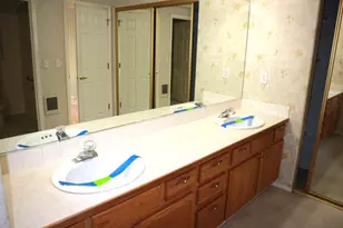 15530 NE Knott St, Portland, OR 97230 - Photo 10