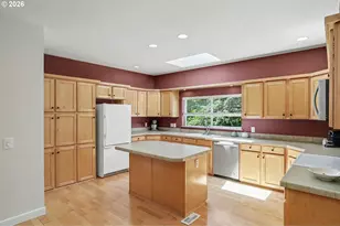 5714 Crooked Finger Rd NE, Scotts Mills, OR 97375 - Photo 10