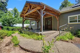 5714 Crooked Finger Rd NE, Scotts Mills, OR 97375 - Photo 4